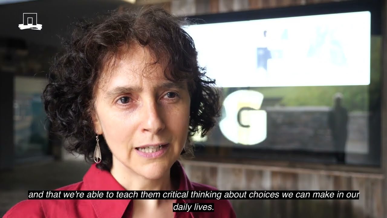 Biodiversity lessons in zoos