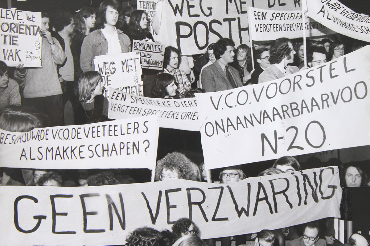 Studentprotest against change in program