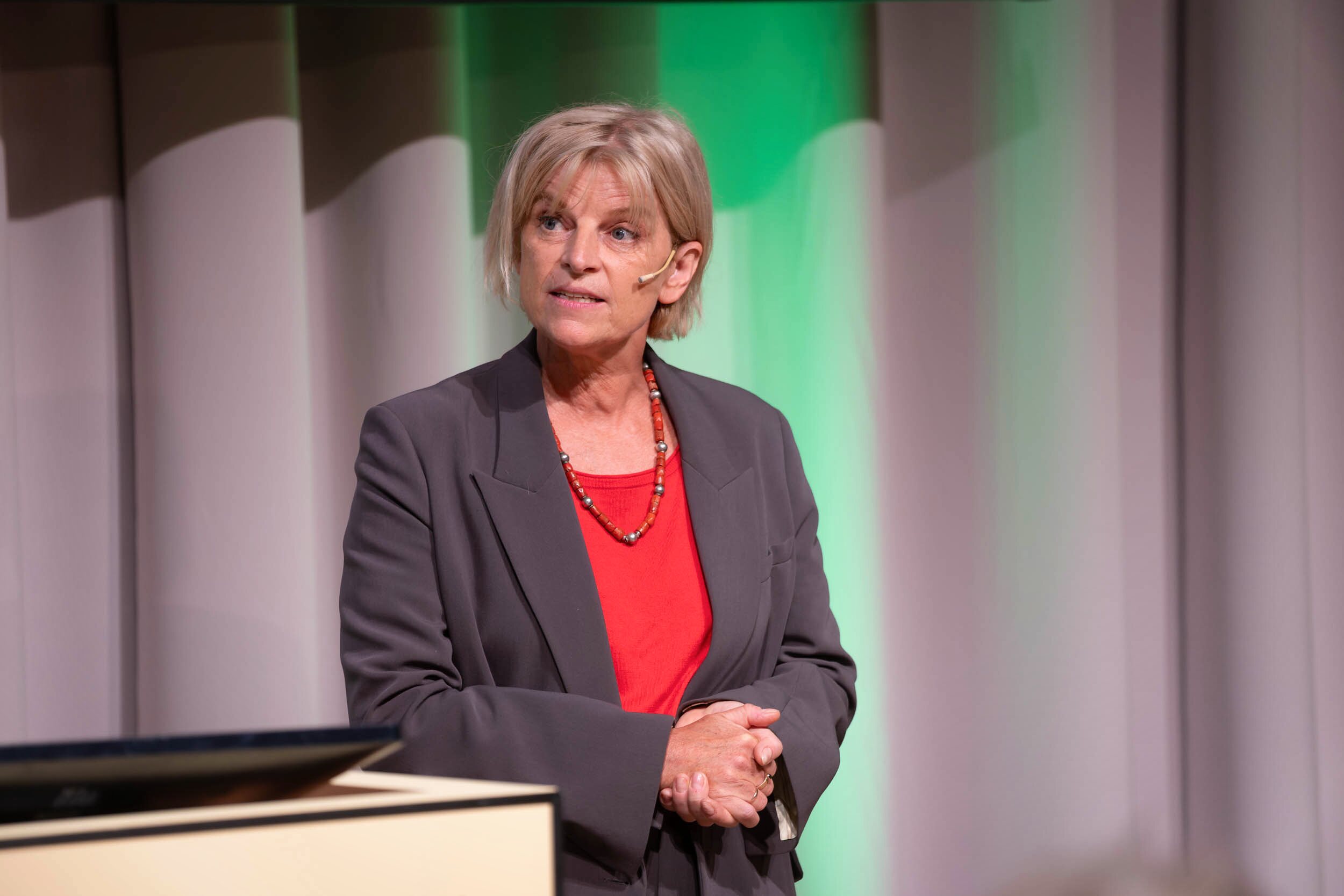 Sjoukje Heimovaara presents