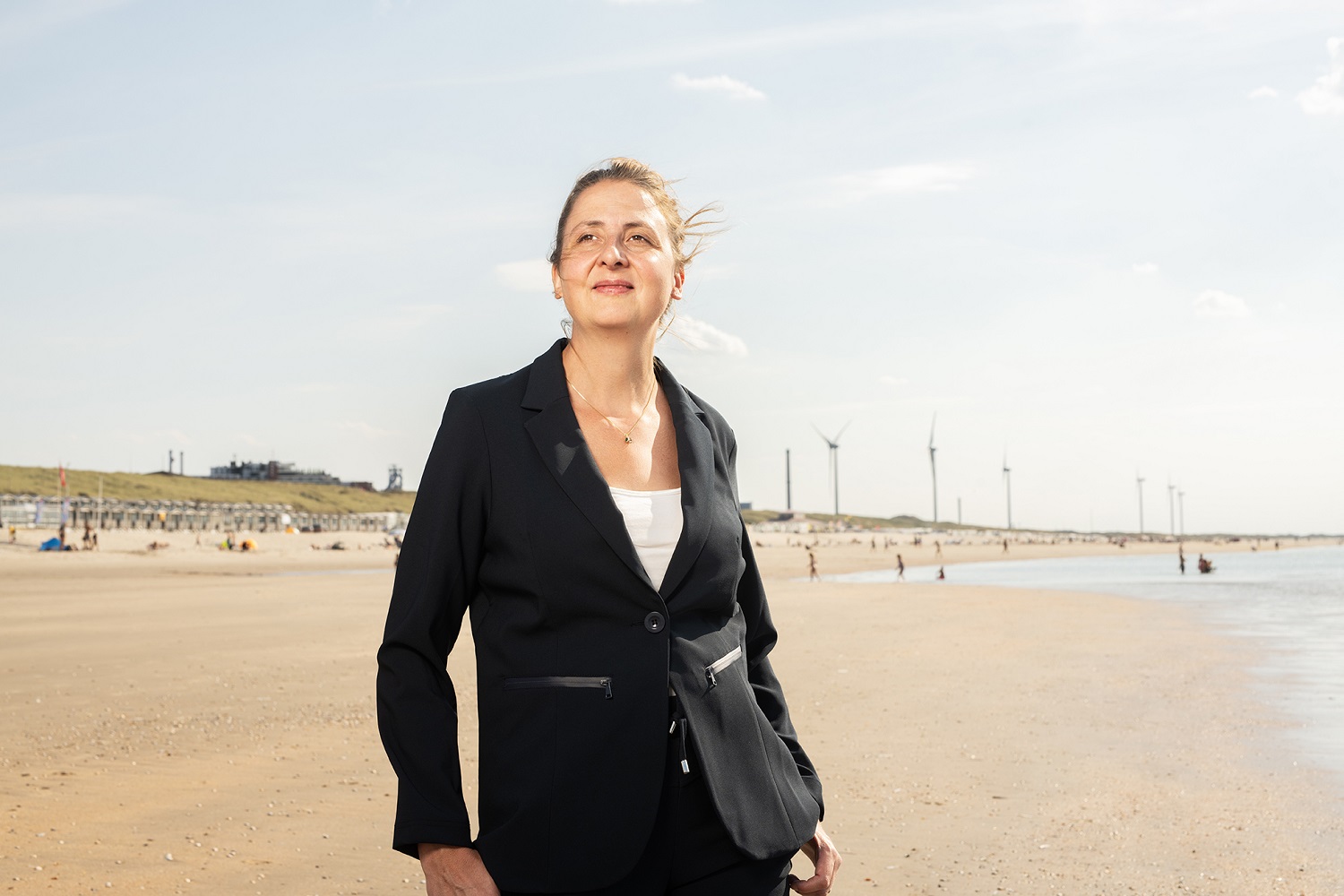 Portret van ir. J. Steenbergen aan de kust