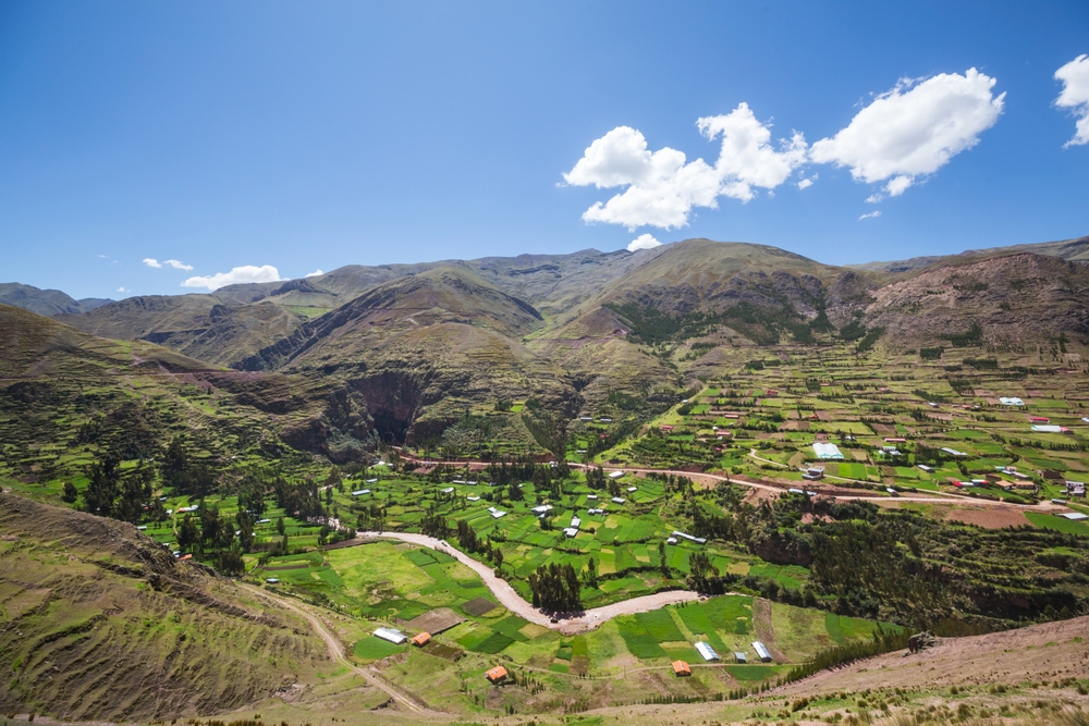 Grondbezittende elites, valkuilen van herverdeling en barrières voor ontwikkeling in Peru