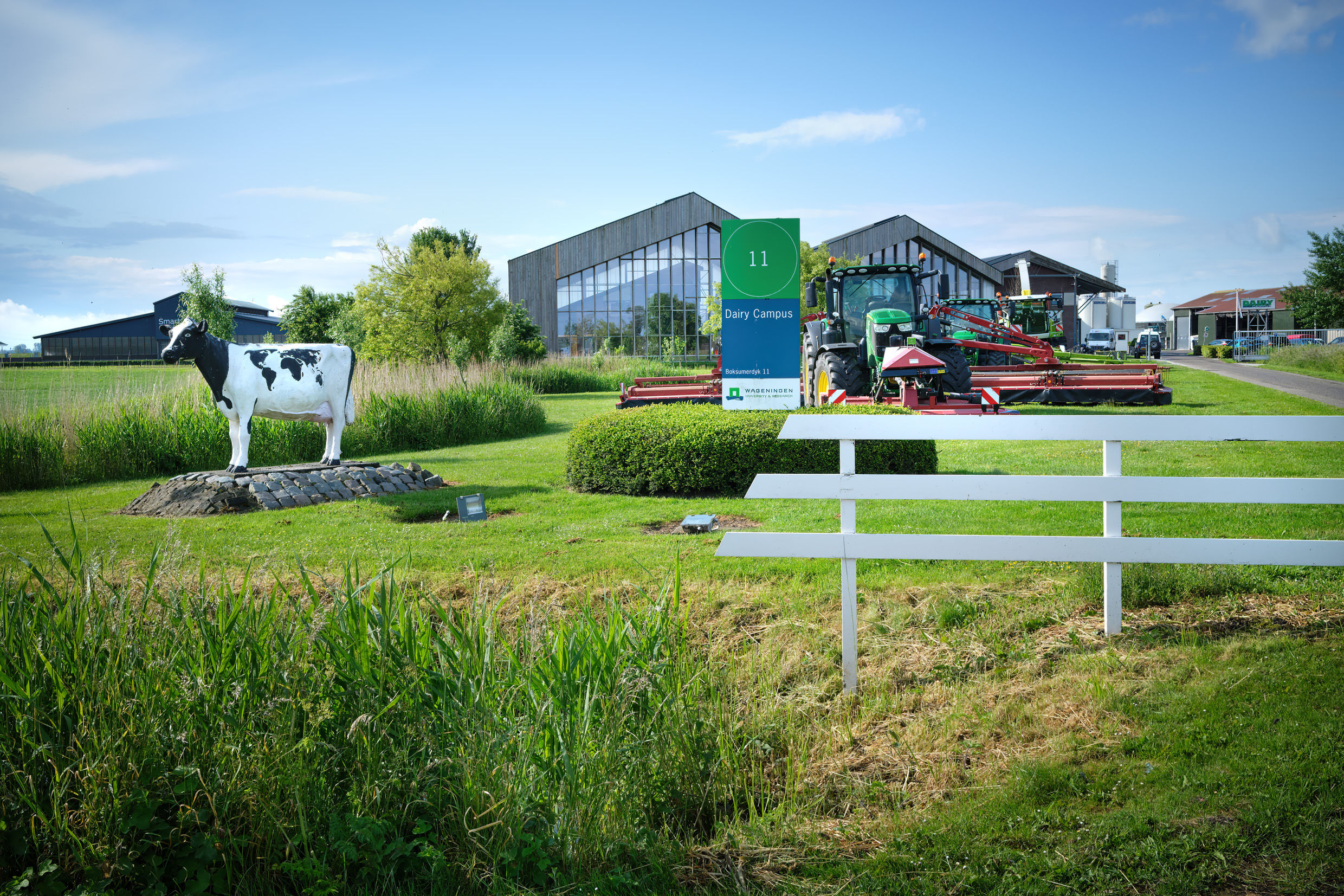 Aankomst bij Dairy Camus in Leeuwarden