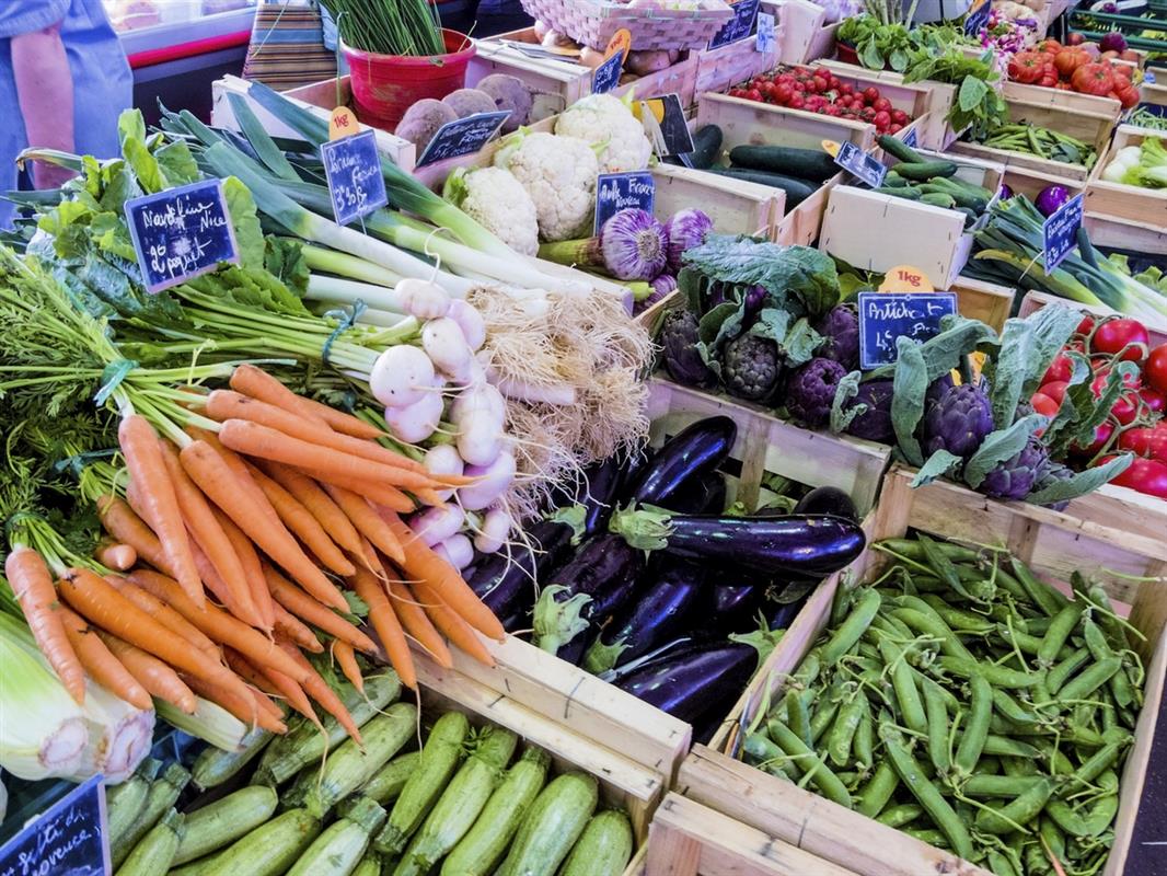 market with vegetables