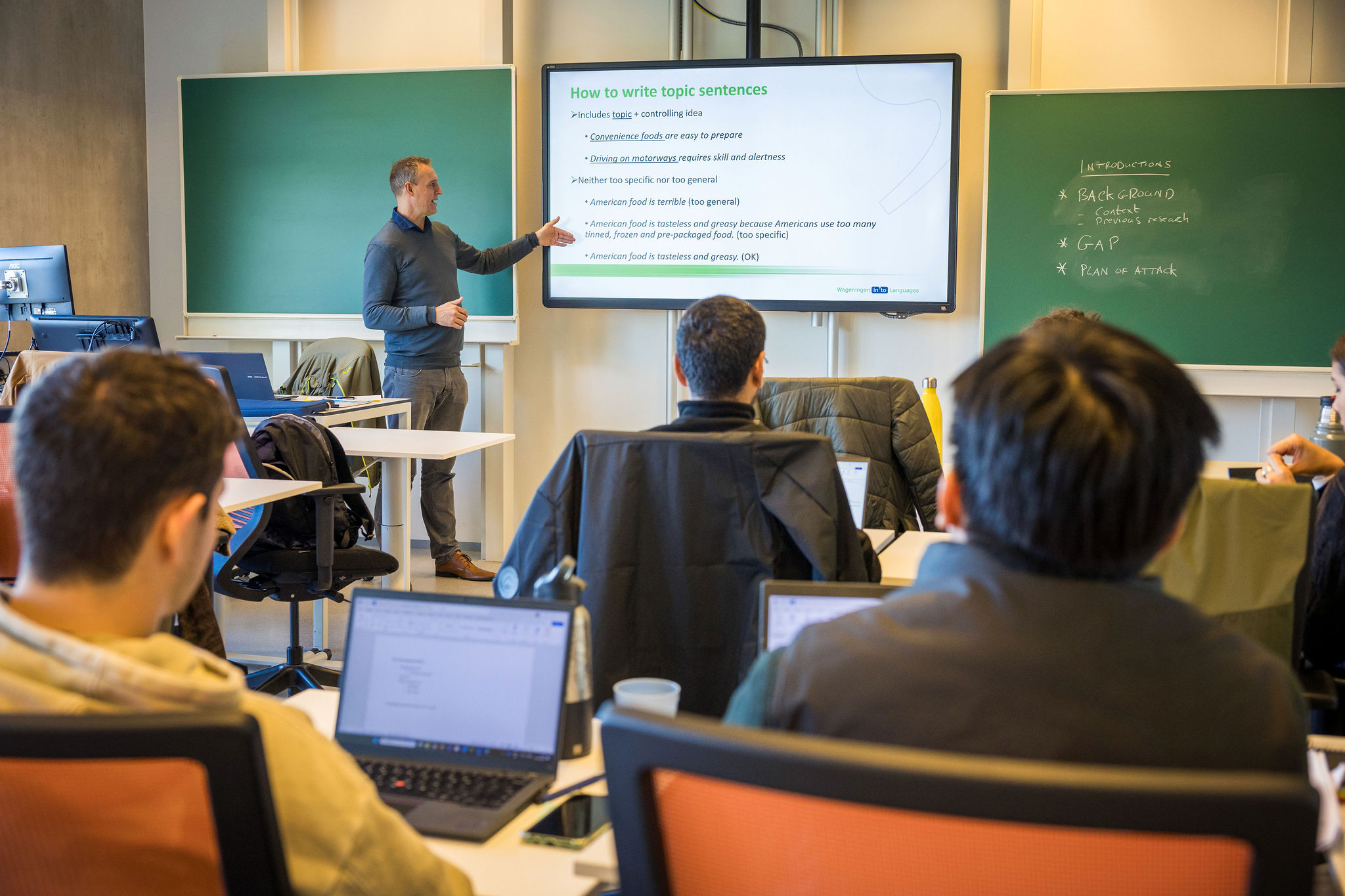 Docent geeft les aan PhDs en postdocs
