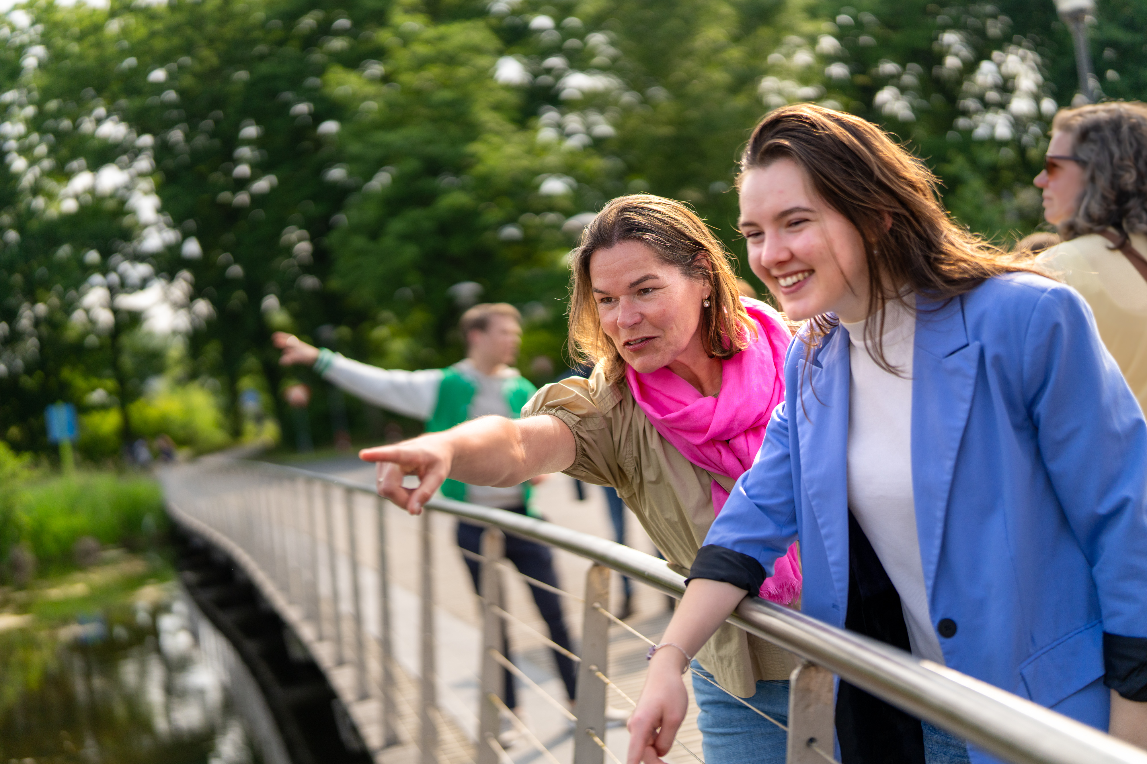 Campus tours vijver Forum