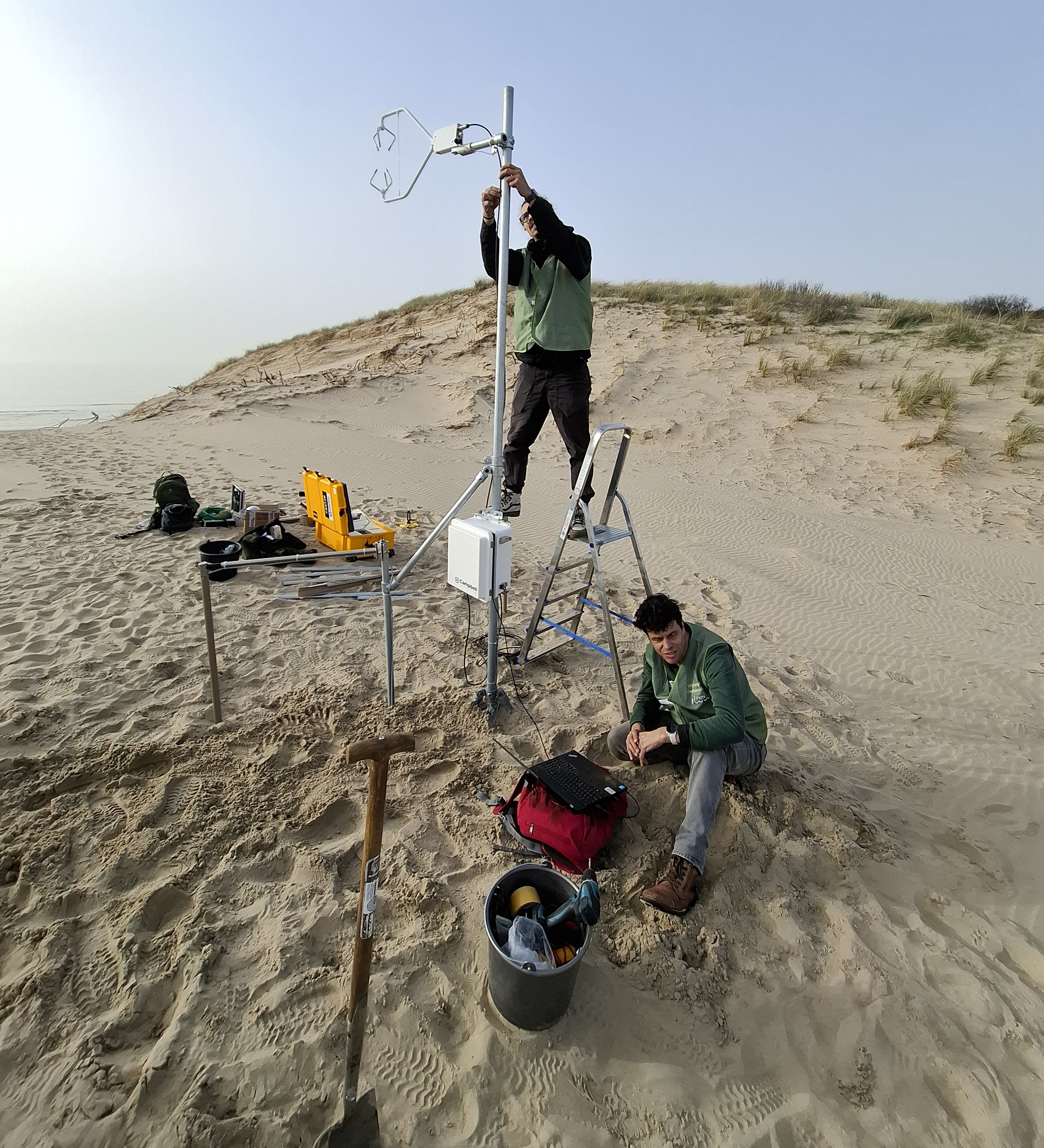 Installing equipment in Castricum