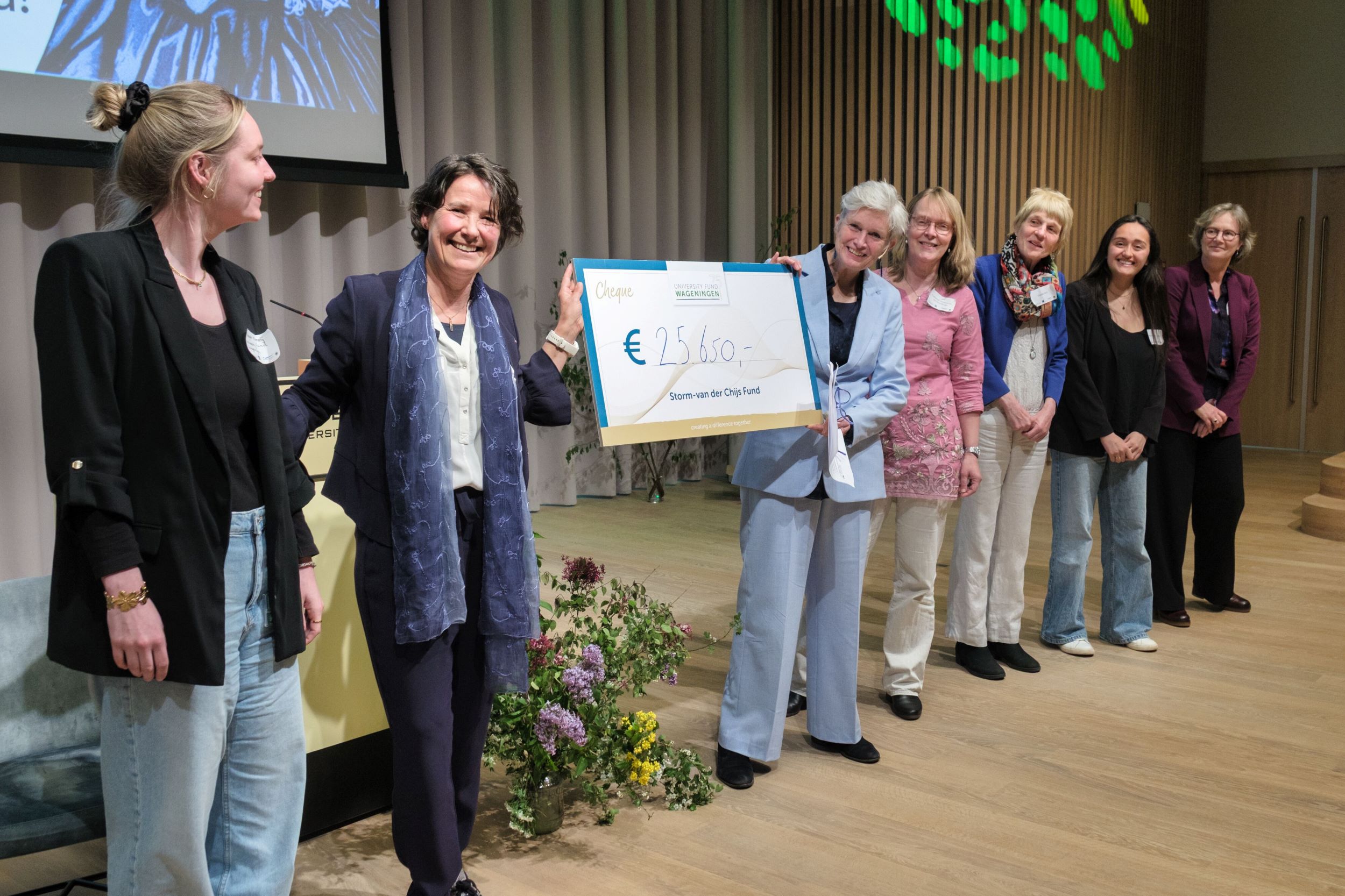 Handing over of cheque for Storm-van der Chijs Fund - 22 April 2026