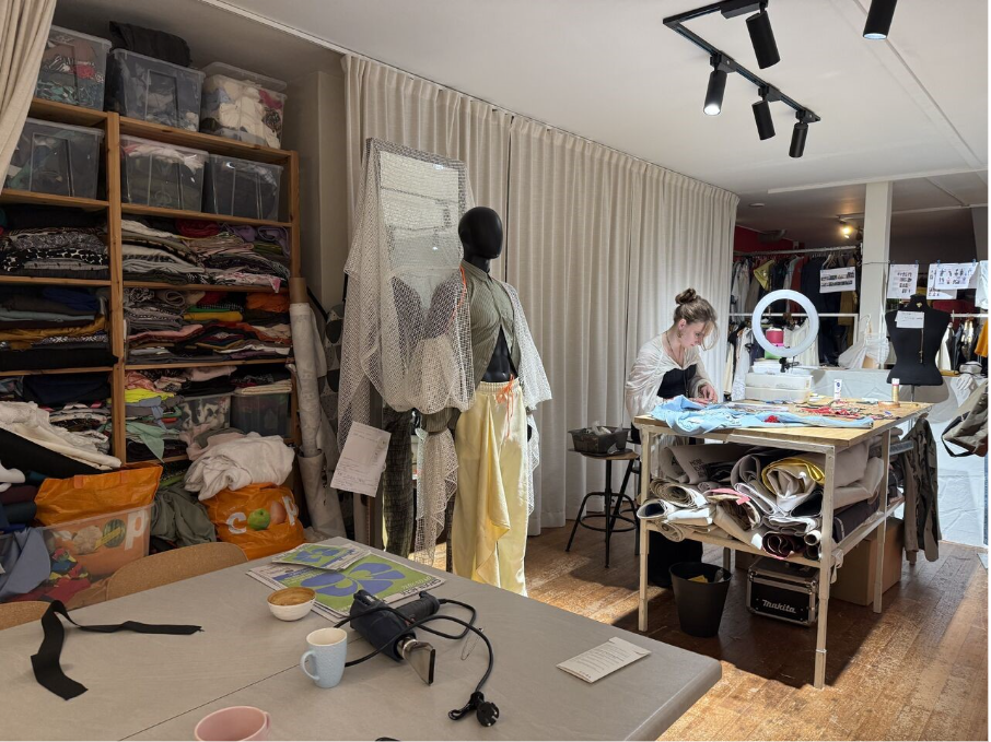 A room with mannequin
