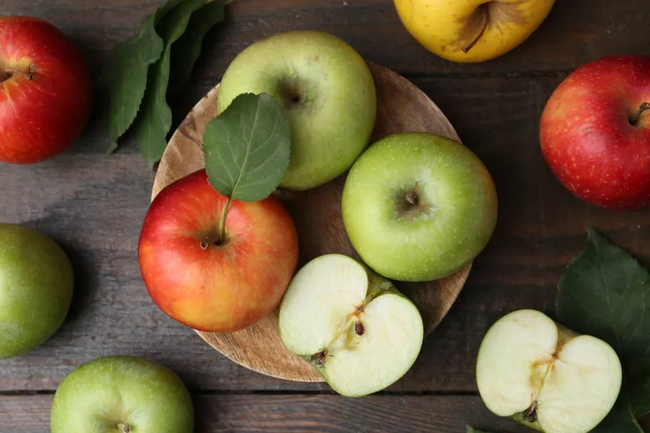 Characterisation of apple pectin structure and relationship with fruit processability