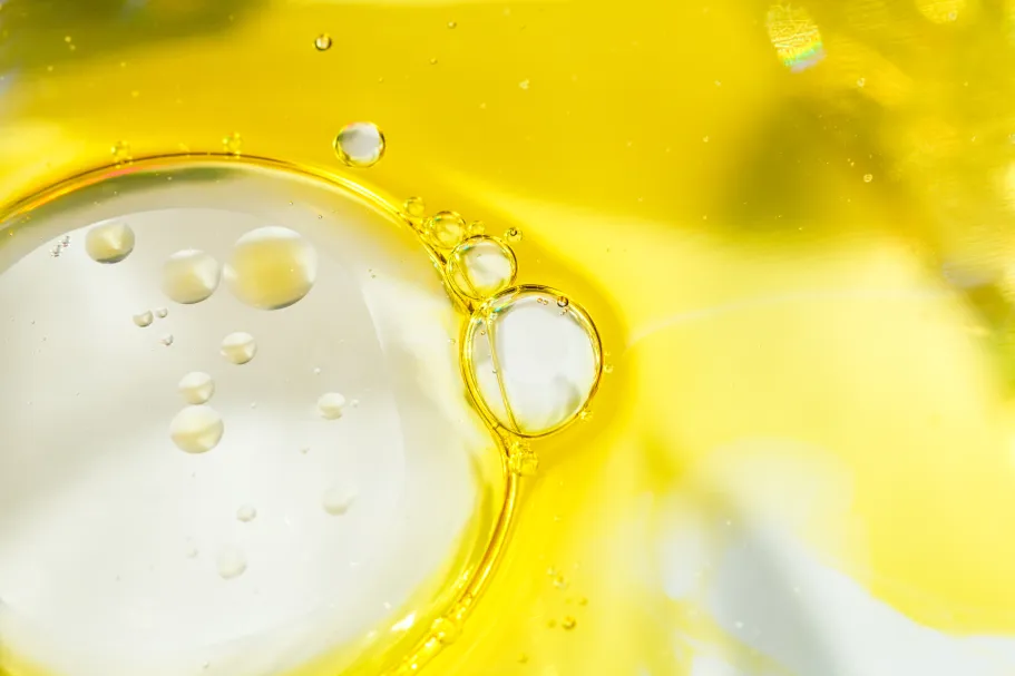 Afstembare kafirine-nanodeeltjes aan olie-watergrensvlakken: grensvlakassemblage en emulsiestabilisatie