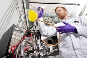 onderzoeker in fermentatielab