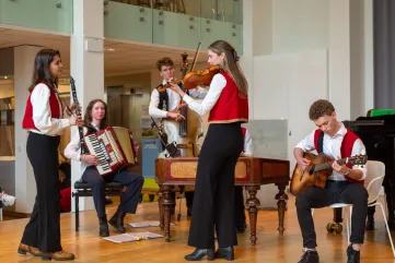 De bandleden van Malac Banda